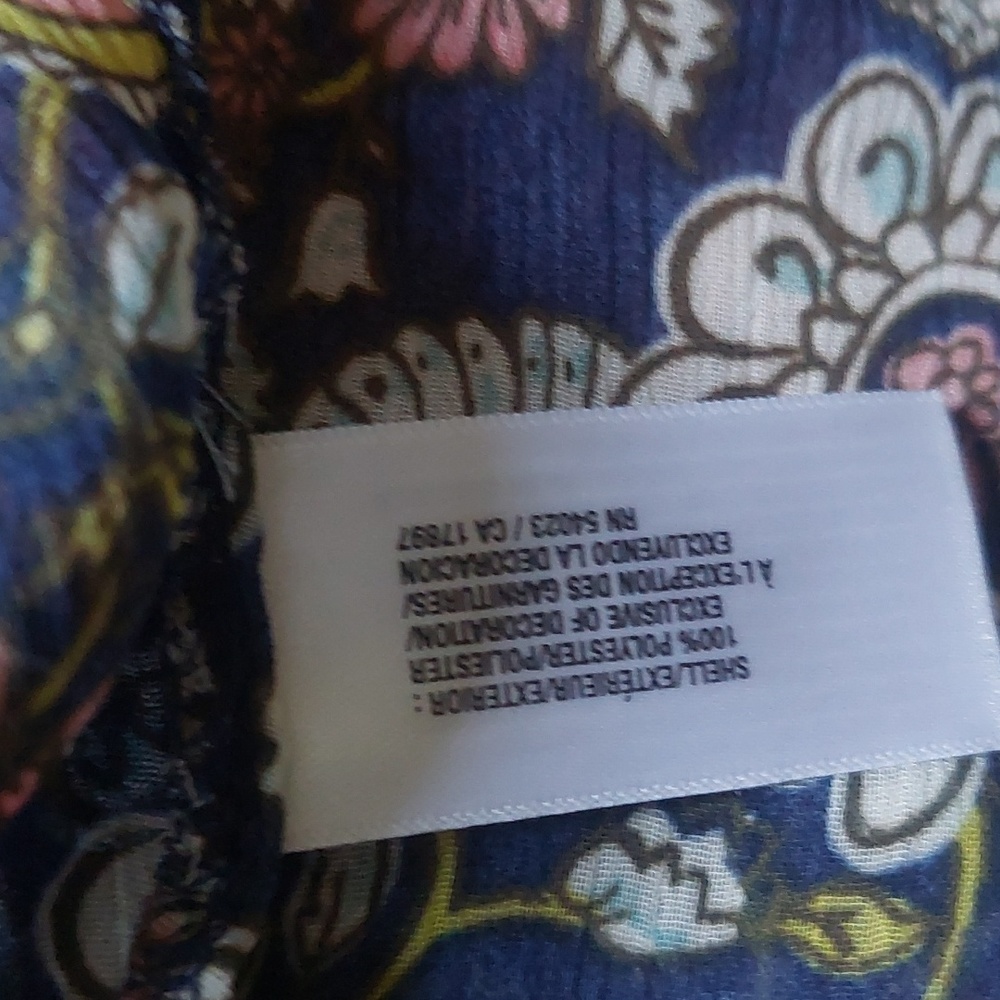 Old Navy blouse‎ - Picture 6 of 8